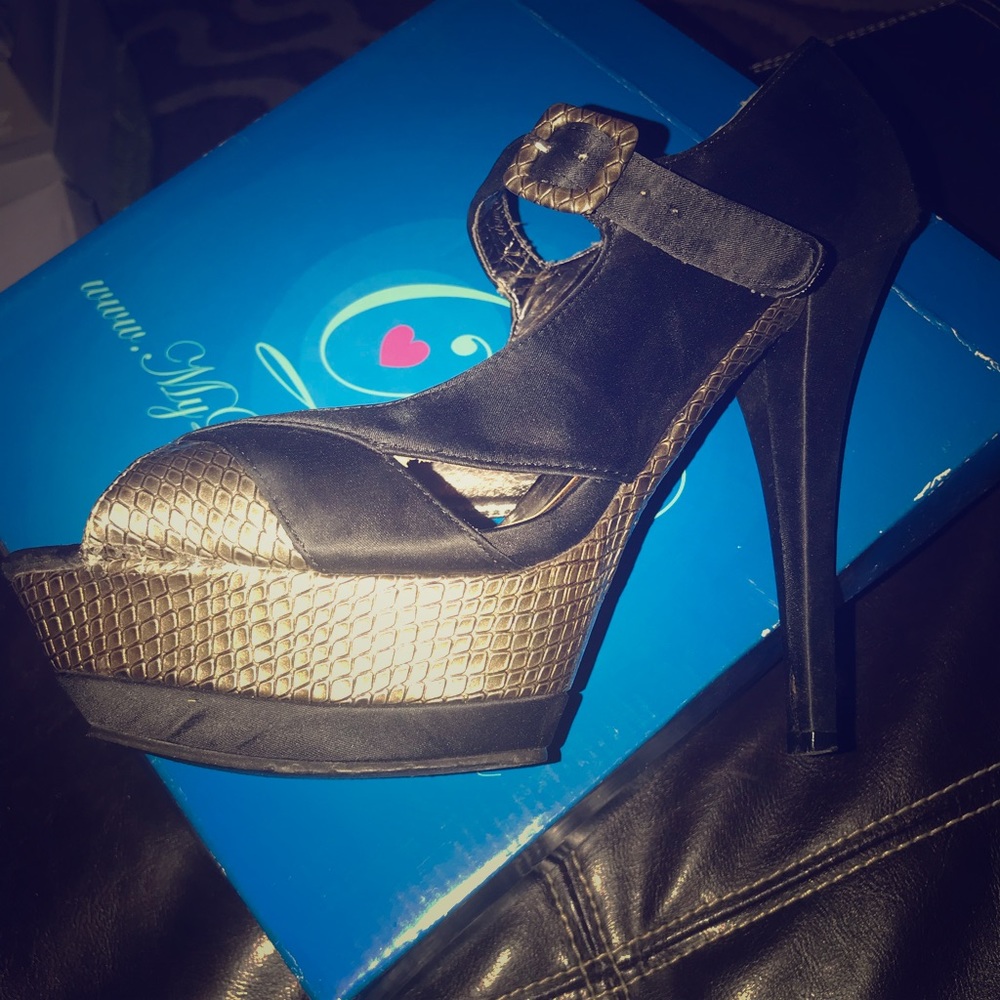 Shoes